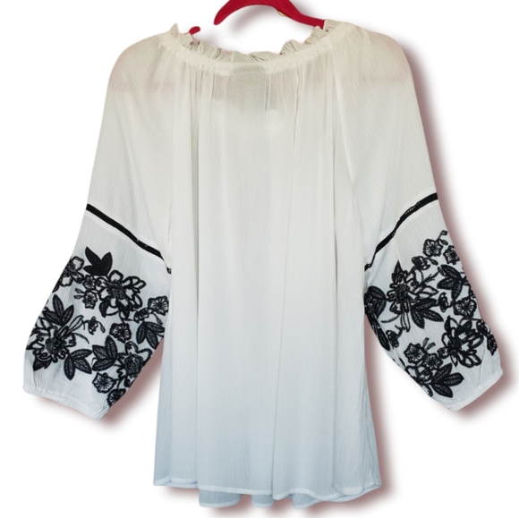 Light Breezy Long Sleeve Blouse, size: L - Picture 3 of 9